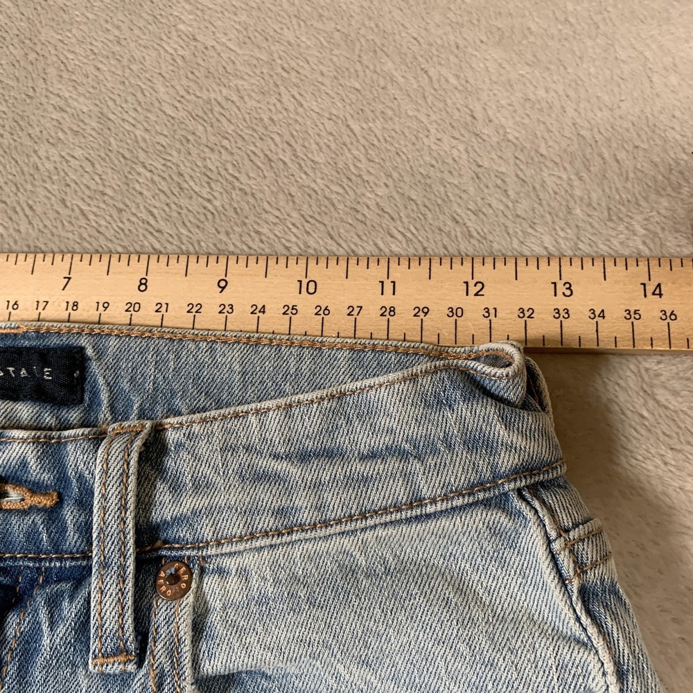 Aeropostale Mom Jean Womens 2 Light Wash High Rise Straight Leg Distressed Denim - Picture 3 of 11